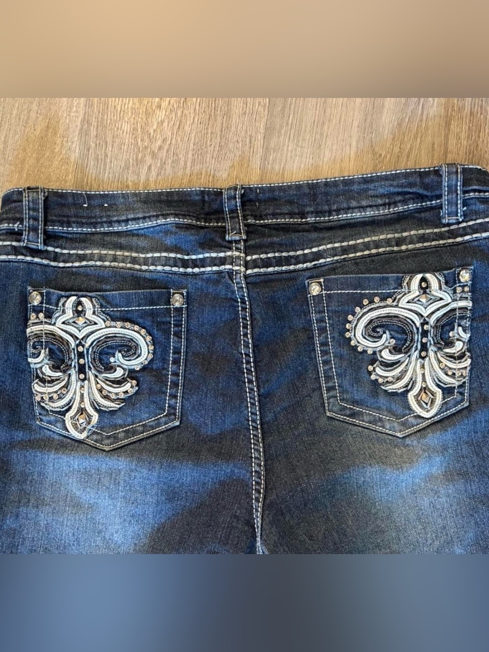y2k Women's Dark Blue Embroidered Pocket Jeans